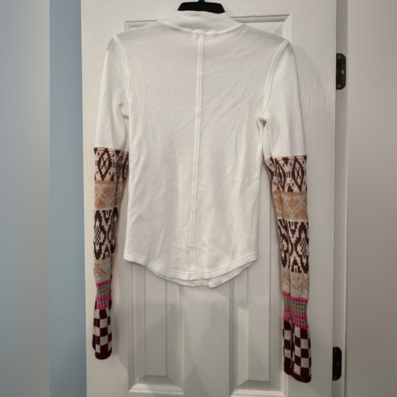 Free People “Gorgeous Thermal Cuff ” - Picture 5 of 10